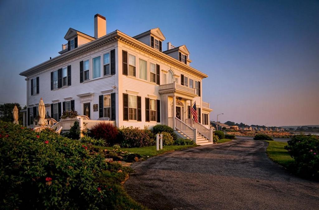 Ocean House Hotel At Bass Rocks Gloucester Exterior photo