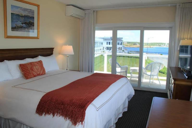 Ocean House Hotel At Bass Rocks Gloucester Exterior photo